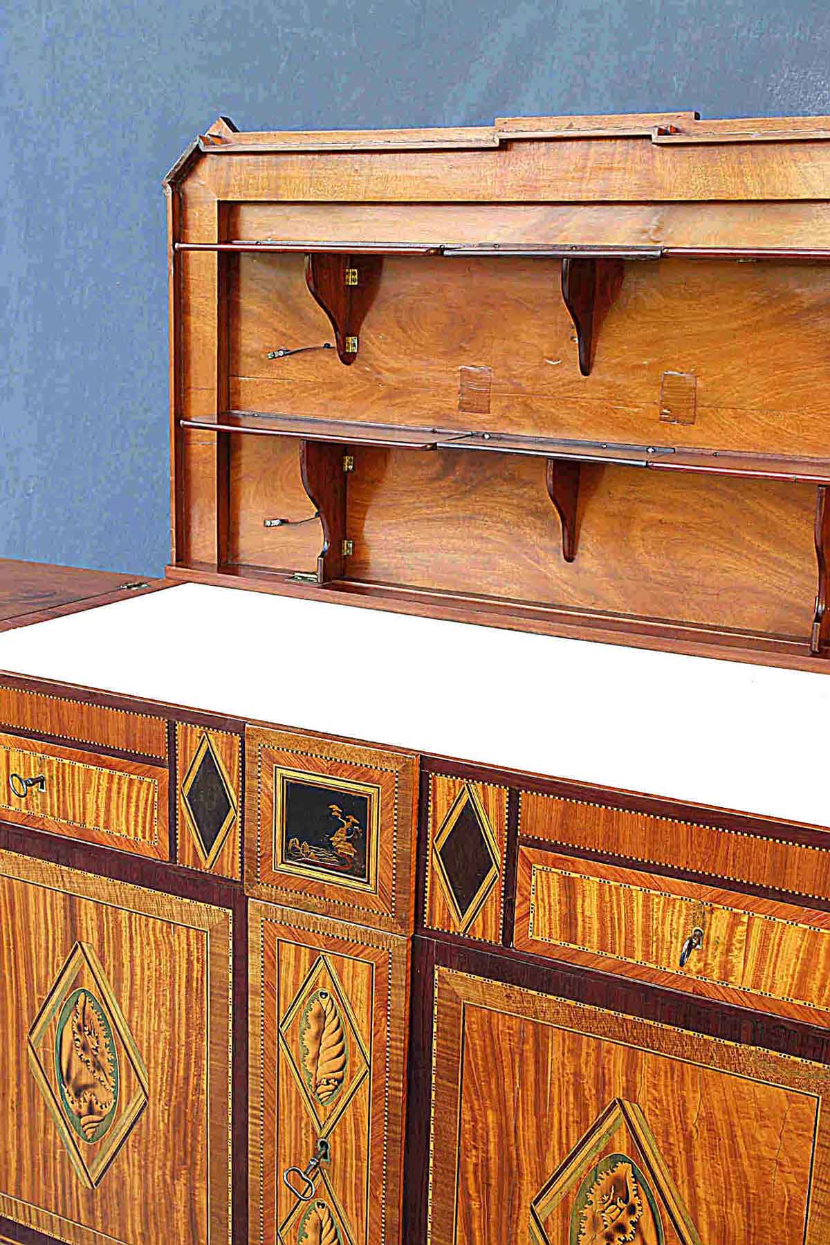 Louis-seize-Klapbuffet - Johannes Kössler