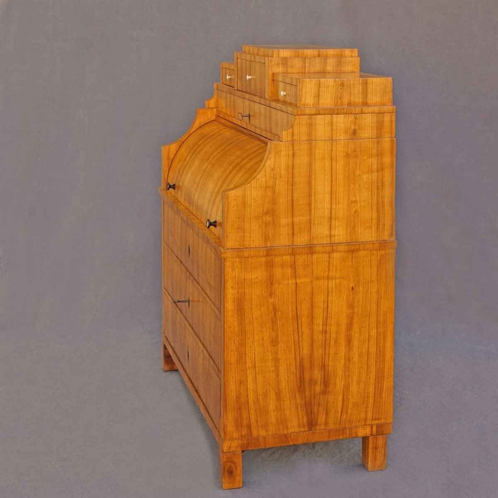 Biedermeier Schreibtisch Seite Blick auf die Seite dieses Biedermeier-Schreibmöbels.