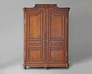 Großer Louis-XVI-Schrank