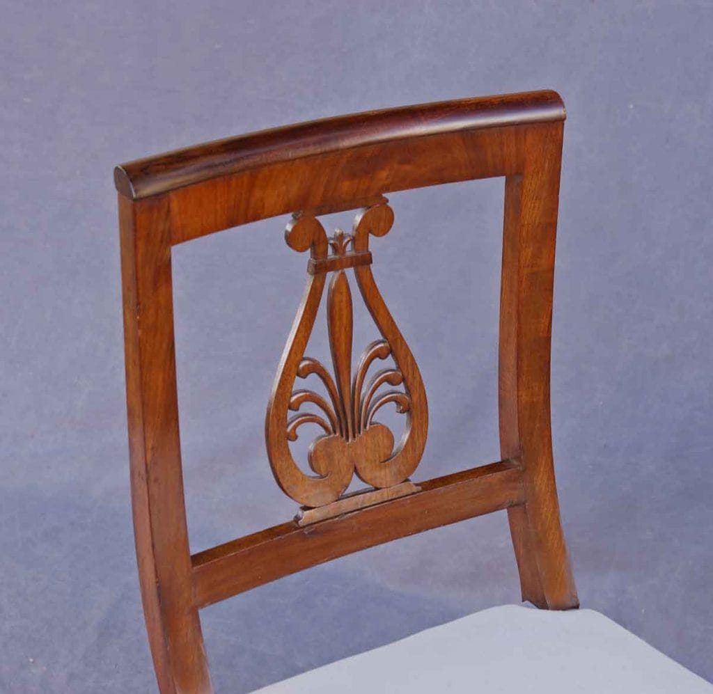 Biedermeier Stuhlsatz Lehne Lehne eines Stuhles aus der Biedermeier-Zeit